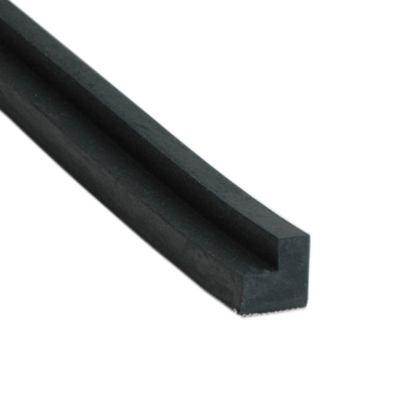 Caoutchouc Noir Anglais 7/8ft en L (16mm*16mm) – le jeu de 6 longueurs 1,22m